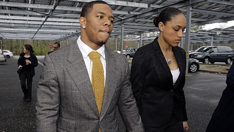 Ray Rice und seine inzwischen Angetraute, Janay Palmer (Bild: Ap)