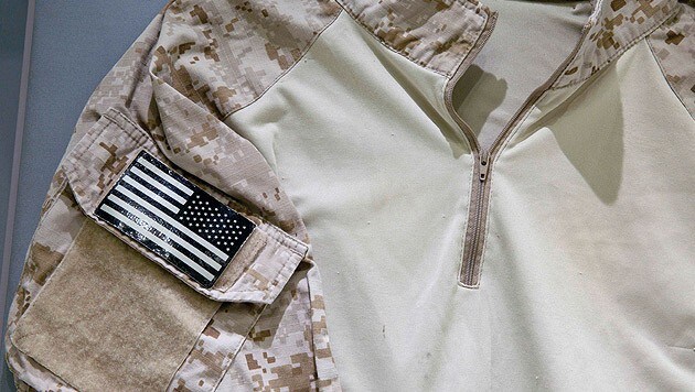 Das 9/11-Museum in New York zeigt das Hemd eines Navy Seals vom Geheimeinsatz gegen Bin Laden. (Bild: AP)