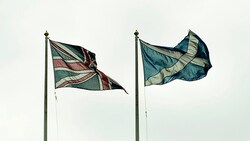 Gehen Schottland und Großbritannien bald doch getrennte Wege? (Bild: APA/EPA/FACUNDO ARRIZABALAGA)