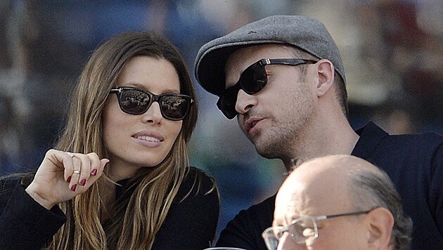 Hat Justin Timberlake Jessica Biel mit einer seiner Sängerinnen betrogen? (Bild: EPA)