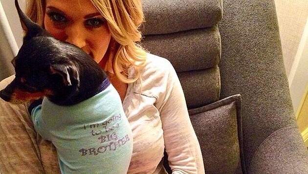 Mit diesem Foto verriet Carrie Underwood ihre Schwangerschaft. (Bild: instagram.com/carrieunderwood)