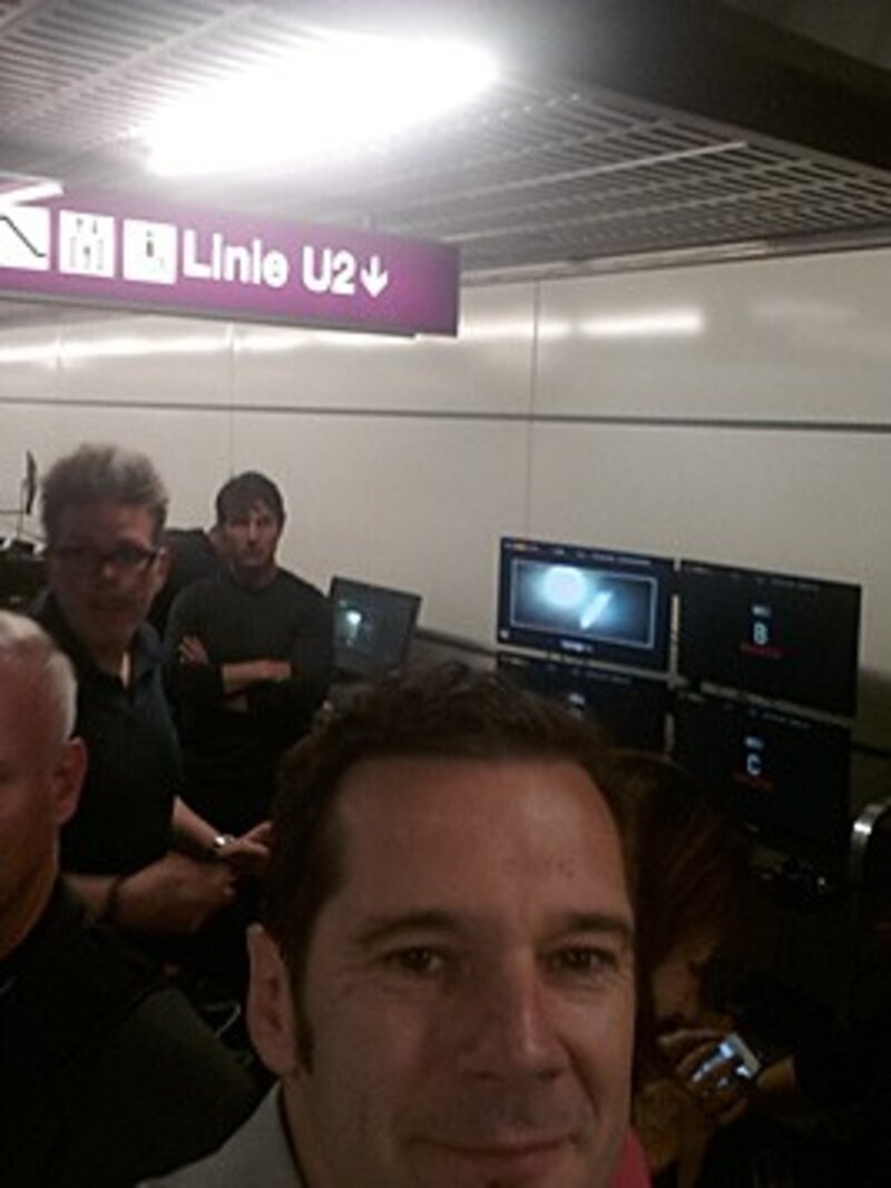 krone.at-Leserreporter Franz Hoefler erwischte Tom Cruise in der U-Bahn. (Bild: krone.at-Leserreporter Franz Hoefler)