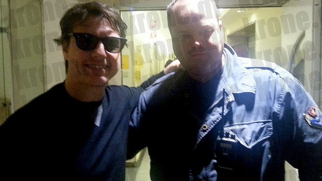 "Mike" wollte ein Foto mit Tom Cruise und hat sich dafür als Bodyguard ausgegeben. (Bild: www.nif.info)