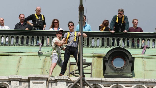 Action-Star Tom Cruise ist ein Perfektionist. Seit seiner Ankunft übt er unermüdlich seine Stunts. (Bild: Karl Schöndorfer)
