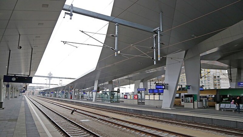 Der Jugendliche plante offenbar einen Anschlag am Hauptbahnhof in Wien. (Bild: Martin A. Jöchl)