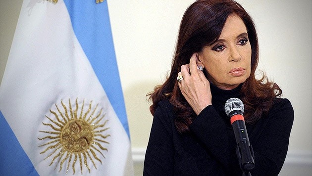 Schwere Zeiten für Staatspräsidentin Cristina Fernandez de Kirchner (Bild: ETTORE FERRARI/EPA/picturedesk.com)