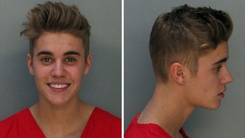 Mugshot von Justin Bieber (Bild: APA/EPA/MIAMI-DADE CORRECTIONS)