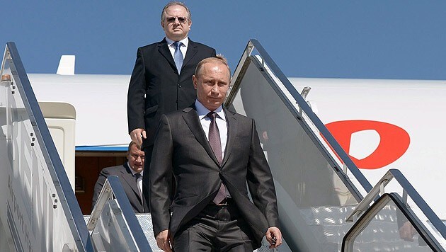Die russische Version des Abschusses: Die Separatisten wollten Putins Flugzeug treffen. (Bild: APA/EPA/Alexey Nikolsky/RIA NOVOSTI/Pool)