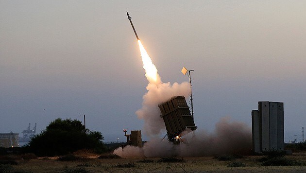 Israelisches Raketenabwehrsystem (Bild: AP)