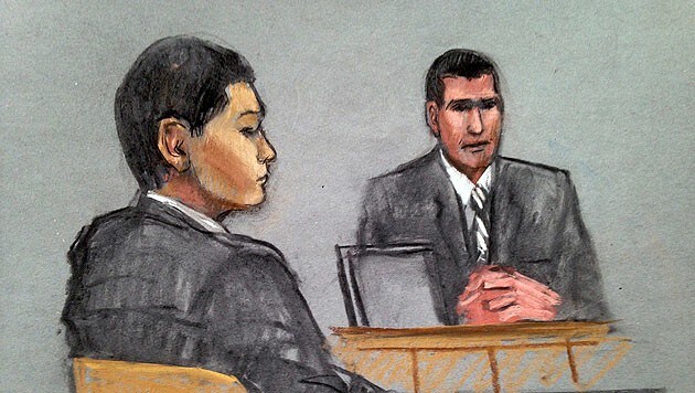 Gerichtszeichnung zeigt Azamat Taschajakow während des Prozessauftakts in Boston (Bild: AP)