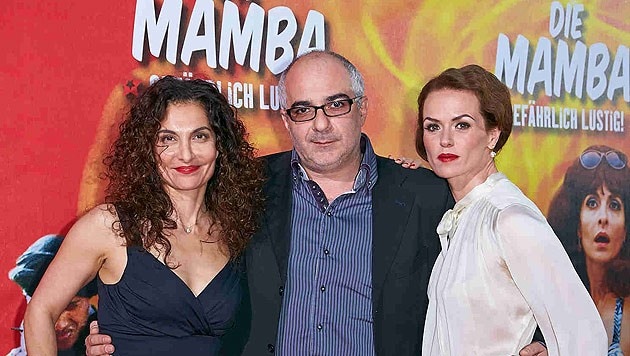 "Die Mamba"-Darsteller Proschat Madani, Michael Niavarani und Melika Foroutan (v.li.) (Bild: Alexander Tuma)