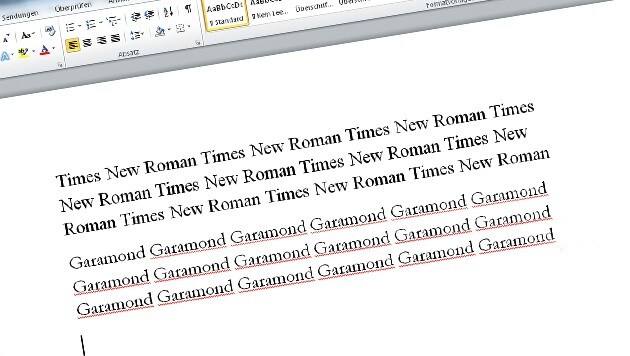 Durch den Wechsel von Times New Roman zu Garamond ließen sich 30 Prozent Tinte einsparen. (Bild: krone.at-Grafik)