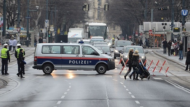 The last major demonstration by civil servants took place in 2013. (Bild: APA/Helmut Fohringer (Archivbild))