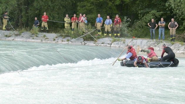 (Bild: APA/FF HALLEIN)