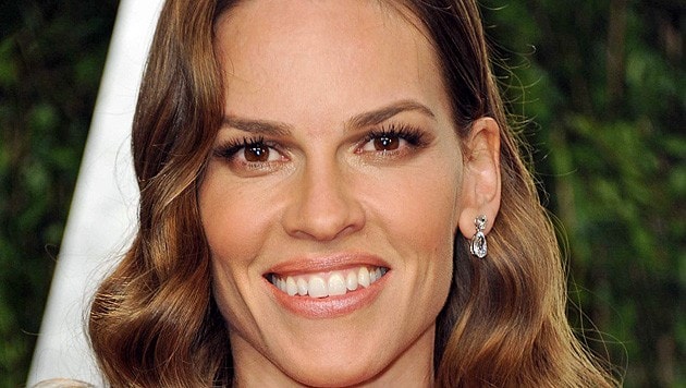 Oscar-Preisträgerin Hilary Swank wird in der 3. Staffel von „Yellowjackets“ zu sehen sein.  (Bild: AP)