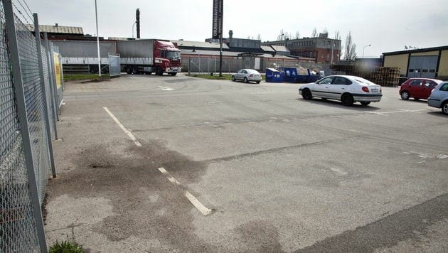 Ein Parkplatz in Schweden (Bild: EPA)