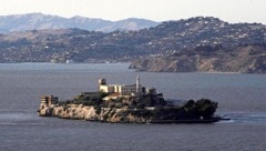 Bucht von San Francisco mit dem ehemaligen Gefängnis Alcatraz (Archivbild) (Bild: EPA)