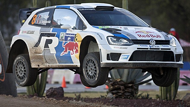 Ein WRC-Rallye-Polo aus der Saison 2013 ... (Bild: AP)