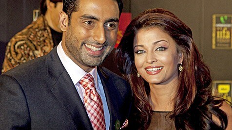 Aishwarya ohne Kleid